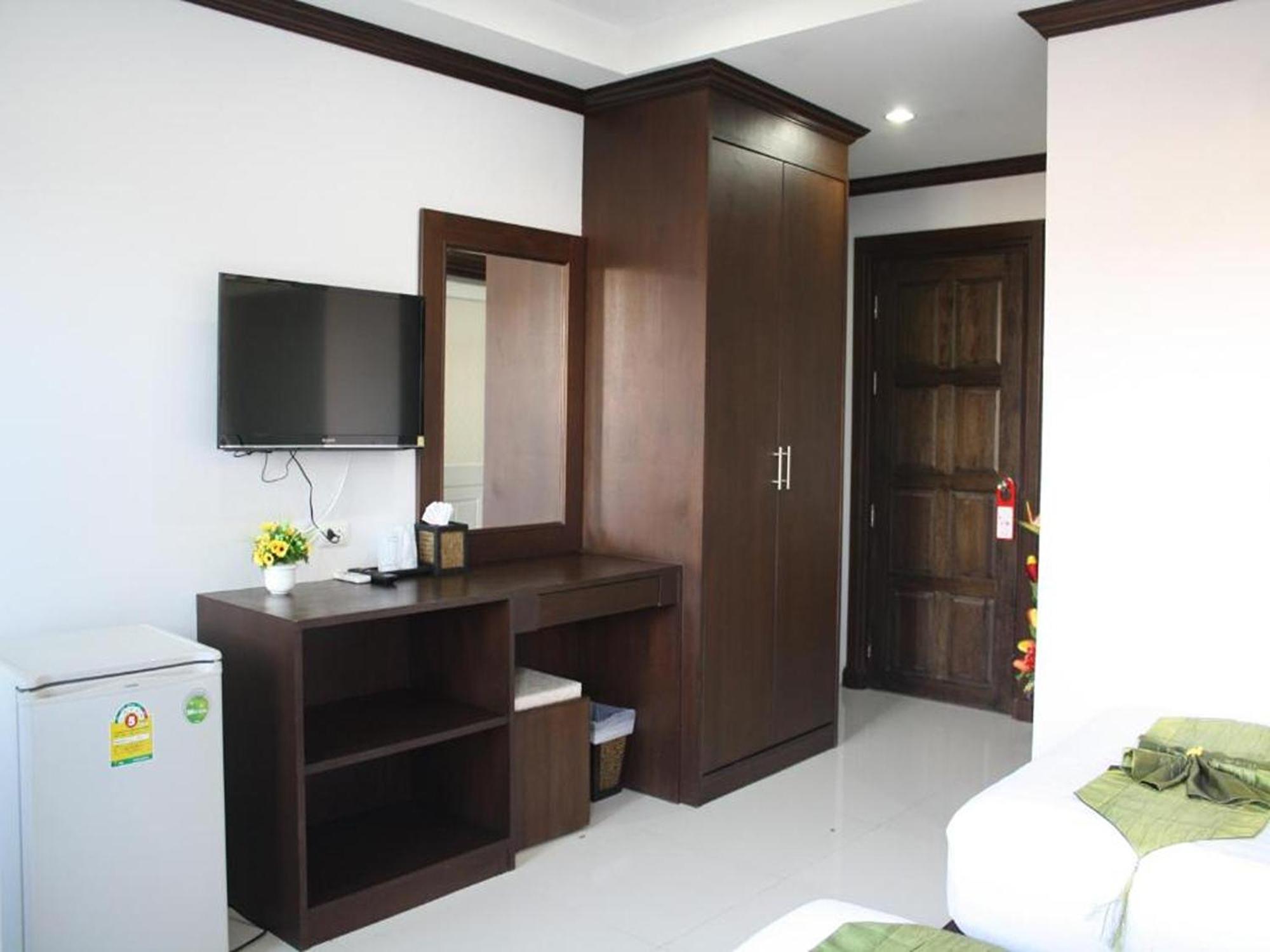 Fruit Paradise Hotel Patong Экстерьер фото
